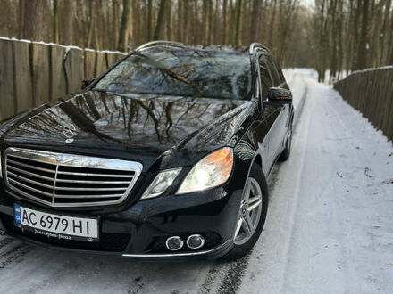 Мерседес Е-Клас 2010 у Луцьку на Automoto.ua Чорний Мерседес Е-Клас, об'ємом двигуна 2.2 л та пробігом 437 тис. км за 10700 $, фото 1 на Automoto.ua