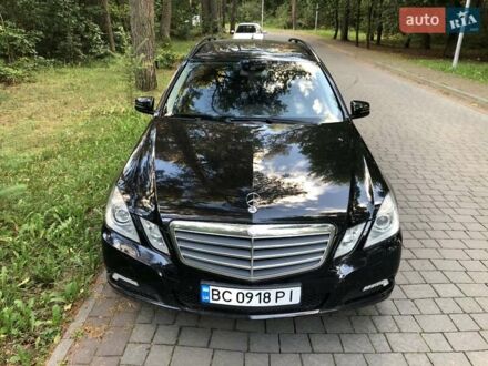 Чорний Мерседес Е-Клас, об'ємом двигуна 2.14 л та пробігом 289 тис. км за 11500 $, фото 1 на Automoto.ua