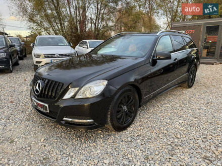 Мерседес Е-Клас 2010 у Коломые на Automoto.ua Чорний Мерседес Е-Клас, об'ємом двигуна 2.14 л та пробігом 374 тис. км за 10999 $, фото 1 на Automoto.ua