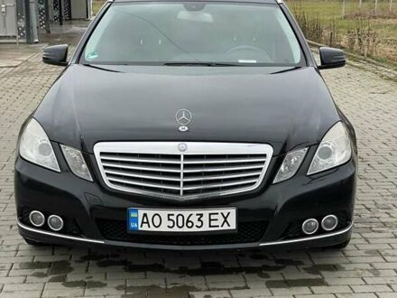 Черный Мерседес Е-Класс, объемом двигателя 2.9 л и пробегом 342 тыс. км за 10900 $, фото 1 на Automoto.ua