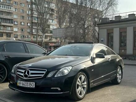 Мерседес Е-Класс 2010 в Запорожье на Automoto.ua Черный Мерседес Е-Класс, объемом двигателя 2.2 л и пробегом 250 тыс. км за 15200 $, фото 1 на Automoto.ua