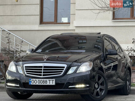 Мерседес Е-Клас 2010 у Одесі на Automoto.ua Чорний Мерседес Е-Клас, об'ємом двигуна 2.2 л та пробігом 180 тис. км за 10999 $, фото 1 на Automoto.ua
