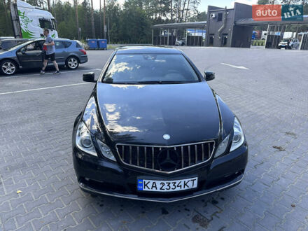 Мерседес Е-Класс 2010 в Маневичах на Automoto.ua Черный Мерседес Е-Класс, объемом двигателя 2.99 л и пробегом 247 тыс. км за 15000 $, фото 1 на Automoto.ua