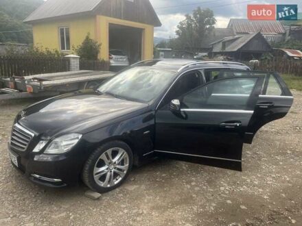 Мерседес Е-Класс 2011 в Межгорье на Automoto.ua Черный Мерседес Е-Класс, объемом двигателя 2.14 л и пробегом 240 тыс. км за 9999 $, фото 1 на Automoto.ua