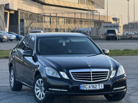 Мерседес Е-Класс 2011 в Львове на Automoto.ua Черный Мерседес Е-Класс, объемом двигателя 2.2 л и пробегом 250 тыс. км за 11500 $, фото 1 на Automoto.ua