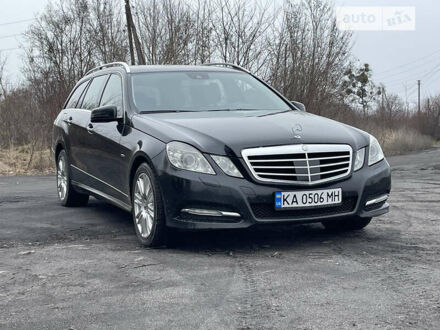 Мерседес Е-Клас 2011 у Шепетовке на Automoto.ua Чорний Мерседес Е-Клас, об'ємом двигуна 1.8 л та пробігом 274 тис. км за 12500 $, фото 1 на Automoto.ua
