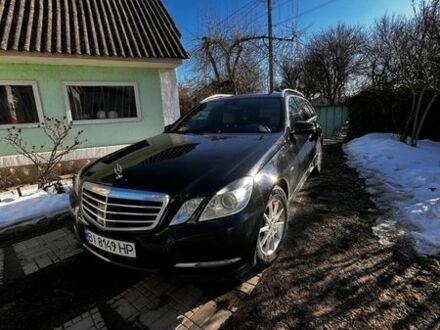 Чорний Мерседес Е-Клас, об'ємом двигуна 2.1 л та пробігом 345 тис. км за 11000 $, фото 1 на Automoto.ua