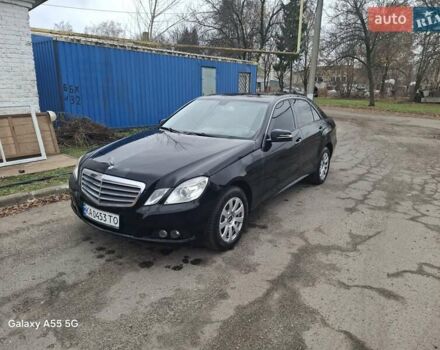 Черный Мерседес Е-Класс, объемом двигателя 2.14 л и пробегом 467 тыс. км за 11200 $, фото 1 на Automoto.ua