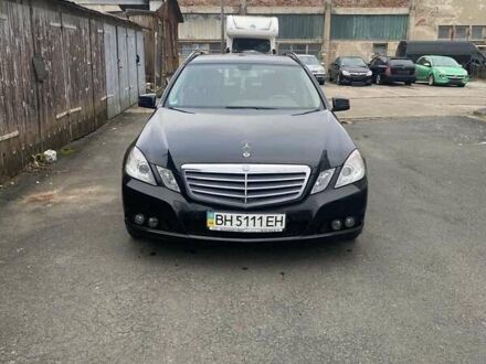 Черный Мерседес Е-Класс, объемом двигателя 2.14 л и пробегом 430 тыс. км за 11500 $, фото 1 на Automoto.ua