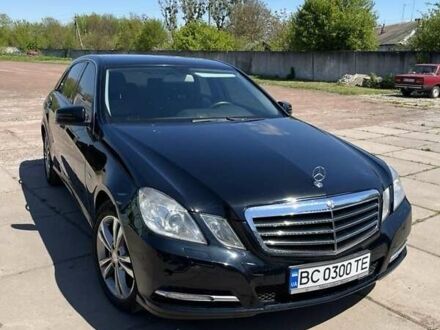 Чорний Мерседес Е-Клас, об'ємом двигуна 1.8 л та пробігом 311 тис. км за 10800 $, фото 1 на Automoto.ua