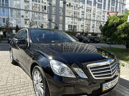 Мерседес Е-Класс 2011 в Львове на Automoto.ua Черный Мерседес Е-Класс, объемом двигателя 2.14 л и пробегом 199 тыс. км за 16990 $, фото 1 на Automoto.ua