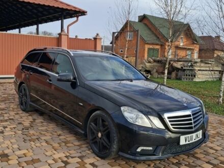 Черный Мерседес Е-Класс, объемом двигателя 3 л и пробегом 280 тыс. км за 6500 $, фото 1 на Automoto.ua
