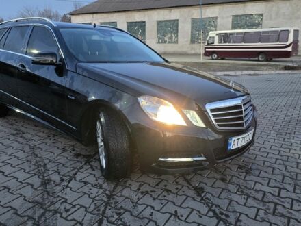Мерседес Е-Класс 2011 в Коломые на Automoto.ua Черный Мерседес Е-Класс, объемом двигателя 2.2 л и пробегом 380 тыс. км за 9999 $, фото 1 на Automoto.ua