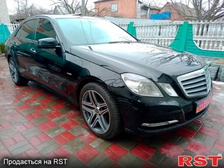 Черный Мерседес Е-Класс, объемом двигателя 18 л и пробегом 222 тыс. км за 10100 $, фото 1 на Automoto.ua