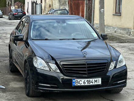 Мерседес Е-Класс 2011 в Львове на Automoto.ua Черный Мерседес Е-Класс, объемом двигателя 1.8 л и пробегом 353 тыс. км за 12000 $, фото 1 на Automoto.ua