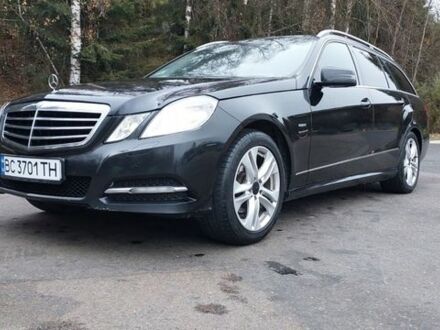 Чорний Мерседес Е-Клас, об'ємом двигуна 2.2 л та пробігом 340 тис. км за 13400 $, фото 1 на Automoto.ua