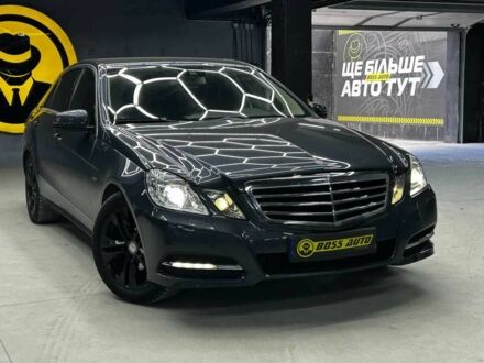 Чорний Мерседес Е-Клас, об'ємом двигуна 0 л та пробігом 245 тис. км за 11700 $, фото 1 на Automoto.ua