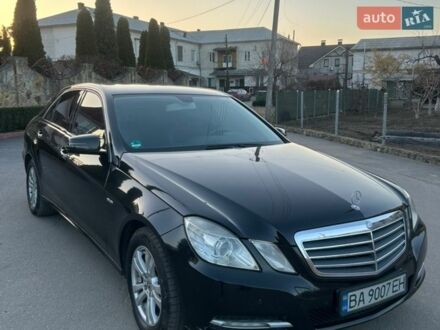 Черный Мерседес Е-Класс, объемом двигателя 1.8 л и пробегом 330 тыс. км за 8500 $, фото 1 на Automoto.ua