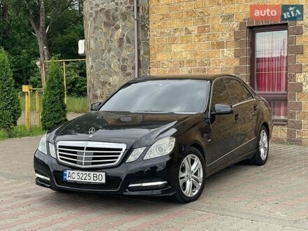 Чорний Мерседес Е-Клас, об'ємом двигуна 2.99 л та пробігом 350 тис. км за 14500 $, фото 1 на Automoto.ua