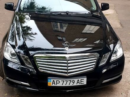 Чорний Мерседес Е-Клас, об'ємом двигуна 1.8 л та пробігом 0 тис. км за 9500 $, фото 1 на Automoto.ua