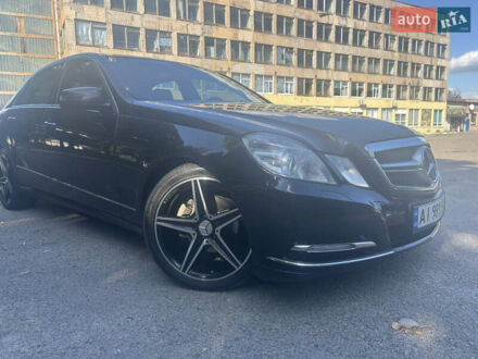 Мерседес Е-Класс 2012 в Белой Церкве на Automoto.ua Черный Мерседес Е-Класс, объемом двигателя 2.2 л и пробегом 396 тыс. км за 10900 $, фото 1 на Automoto.ua