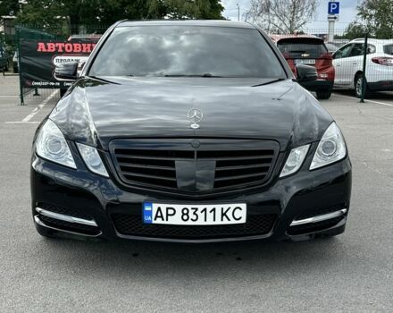 Чорний Мерседес Е-Клас, об'ємом двигуна 2.2 л та пробігом 214 тис. км за 12500 $, фото 1 на Automoto.ua