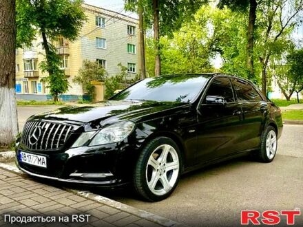 Мерседес Е-Клас 2012 у Сумах на Automoto.ua Чорний Мерседес Е-Клас, об'ємом двигуна 18 л та пробігом 220 тис. км за 13800 $, фото 1 на Automoto.ua