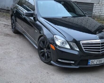 Черный Мерседес Е-Класс, объемом двигателя 3 л и пробегом 228 тыс. км за 12500 $, фото 1 на Automoto.ua