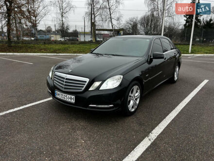 Черный Мерседес Е-Класс, объемом двигателя 1.8 л и пробегом 277 тыс. км за 10900 $, фото 1 на Automoto.ua