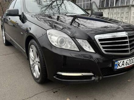 Мерседес Е-Класс 2012 в Киеве на Automoto.ua Черный Мерседес Е-Класс, объемом двигателя 2.99 л и пробегом 245 тыс. км за 16000 $, фото 1 на Automoto.ua