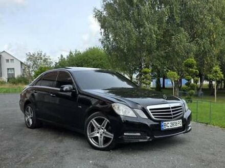 Мерседес Е-Клас 2012 у Хмельницькому на Automoto.ua Чорний Мерседес Е-Клас, об'ємом двигуна 2.1 л та пробігом 265 тис. км за 11950 $, фото 1 на Automoto.ua