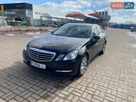 Черный Мерседес Е-Класс, объемом двигателя 1.8 л и пробегом 358 тыс. км за 9200 $, фото 1 на Automoto.ua