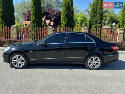 Чорний Мерседес Е-Клас, об'ємом двигуна 2.14 л та пробігом 334 тис. км за 13000 $, фото 1 на Automoto.ua