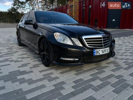Чорний Мерседес Е-Клас, об'ємом двигуна 2.99 л та пробігом 230 тис. км за 11950 $, фото 1 на Automoto.ua
