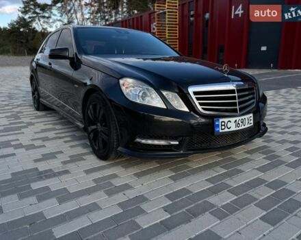 Черный Мерседес Е-Класс, объемом двигателя 2.99 л и пробегом 230 тыс. км за 11950 $, фото 1 на Automoto.ua
