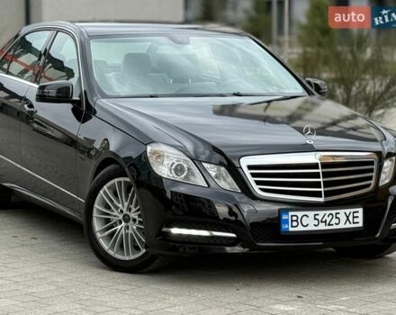 Черный Мерседес Е-Класс, объемом двигателя 2.2 л и пробегом 247 тыс. км за 13450 $, фото 1 на Automoto.ua