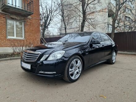Черный Мерседес Е-Класс, объемом двигателя 1.8 л и пробегом 224 тыс. км за 10500 $, фото 1 на Automoto.ua