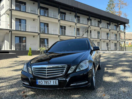 Чорний Мерседес Е-Клас, об'ємом двигуна 2.14 л та пробігом 263 тис. км за 12300 $, фото 1 на Automoto.ua