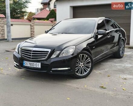 Чорний Мерседес Е-Клас, об'ємом двигуна 2.99 л та пробігом 293 тис. км за 13500 $, фото 1 на Automoto.ua