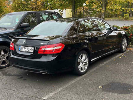Чорний Мерседес Е-Клас, об'ємом двигуна 2.2 л та пробігом 215 тис. км за 16500 $, фото 1 на Automoto.ua