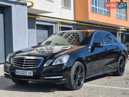Чорний Мерседес Е-Клас, об'ємом двигуна 2.1 л та пробігом 519 тис. км за 12900 $, фото 1 на Automoto.ua