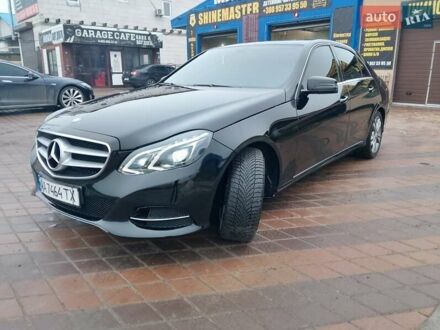Черный Мерседес Е-Класс, объемом двигателя 2.14 л и пробегом 259 тыс. км за 13700 $, фото 1 на Automoto.ua