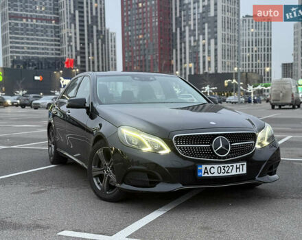 Черный Мерседес Е-Класс, объемом двигателя 2.14 л и пробегом 319 тыс. км за 16700 $, фото 1 на Automoto.ua