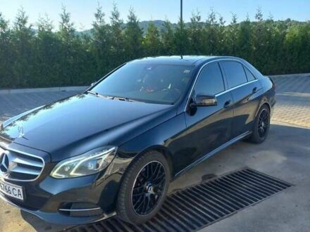Черный Мерседес Е-Класс, объемом двигателя 2.14 л и пробегом 350 тыс. км за 16500 $, фото 1 на Automoto.ua