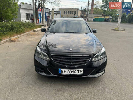 Мерседес Е-Класс 2013 в Черноморске (Ильичевске) на Automoto.ua Черный Мерседес Е-Класс, объемом двигателя 2.14 л и пробегом 265 тыс. км за 14000 $, фото 1 на Automoto.ua