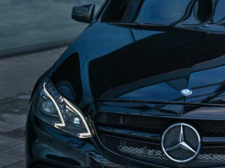 Чорний Мерседес Е-Клас, об'ємом двигуна 5.46 л та пробігом 147 тис. км за 35000 $, фото 1 на Automoto.ua