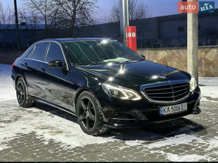 Черный Мерседес Е-Класс, объемом двигателя 2.2 л и пробегом 350 тыс. км за 15500 $, фото 1 на Automoto.ua