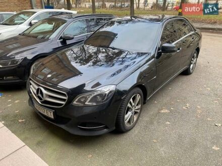 Черный Мерседес Е-Класс, объемом двигателя 2.14 л и пробегом 360 тыс. км за 15000 $, фото 1 на Automoto.ua