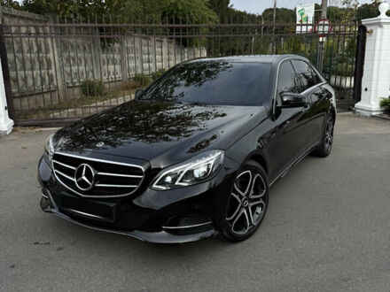 Чорний Мерседес Е-Клас, об'ємом двигуна 2.2 л та пробігом 253 тис. км за 17600 $, фото 1 на Automoto.ua