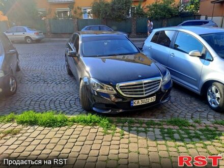 Мерседес Е-Класс 2013 в Закарпатье на Automoto.ua Черный Мерседес Е-Класс, объемом двигателя 2.1 л и пробегом 280 тыс. км за 14500 $, фото 1 на Automoto.ua